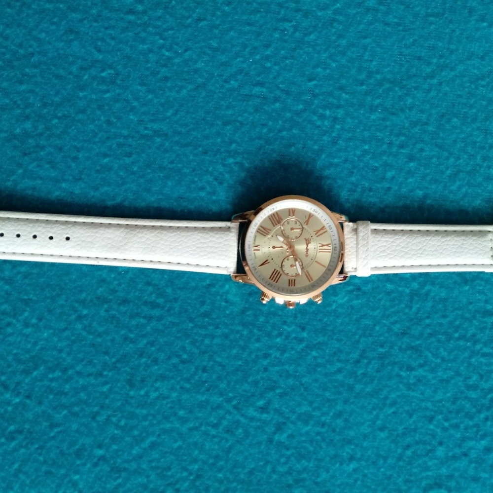 Watches - Picture 3 of 8